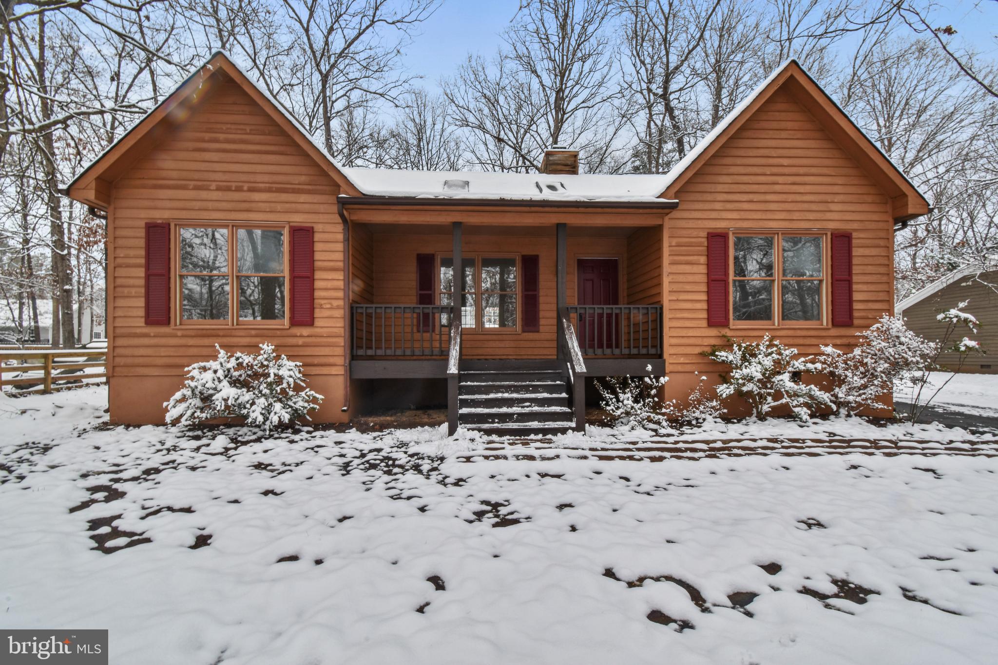 LAKE MONTICELLO - Residential