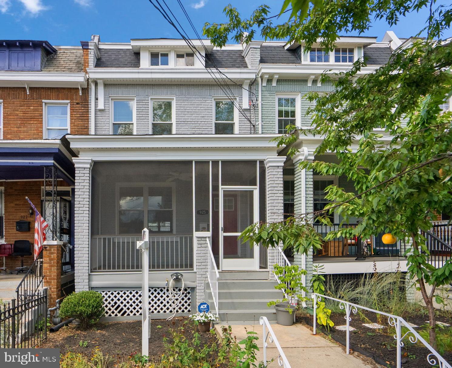925 DECATUR STREET NW