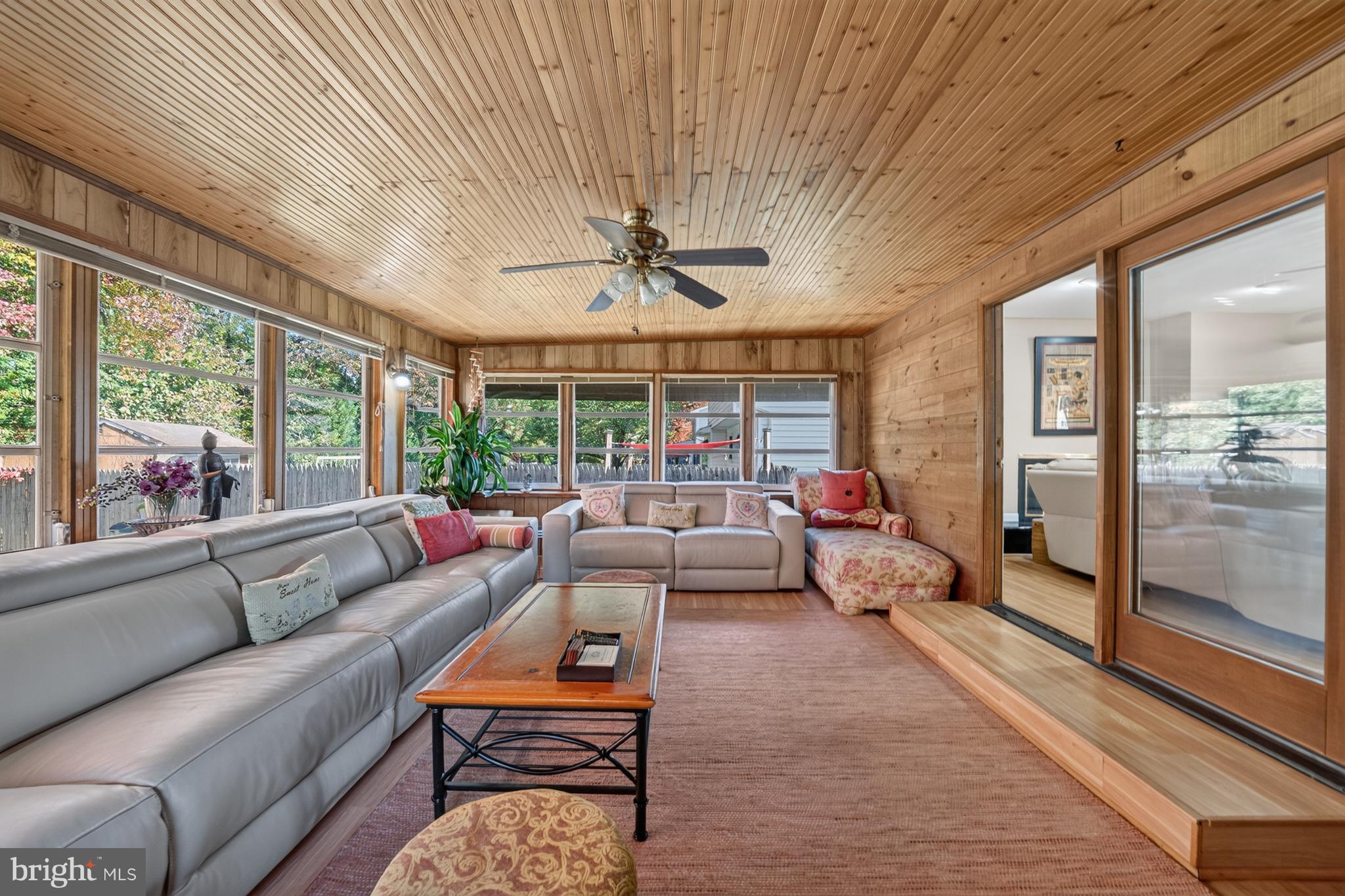 231 SENECA DR DRIVE