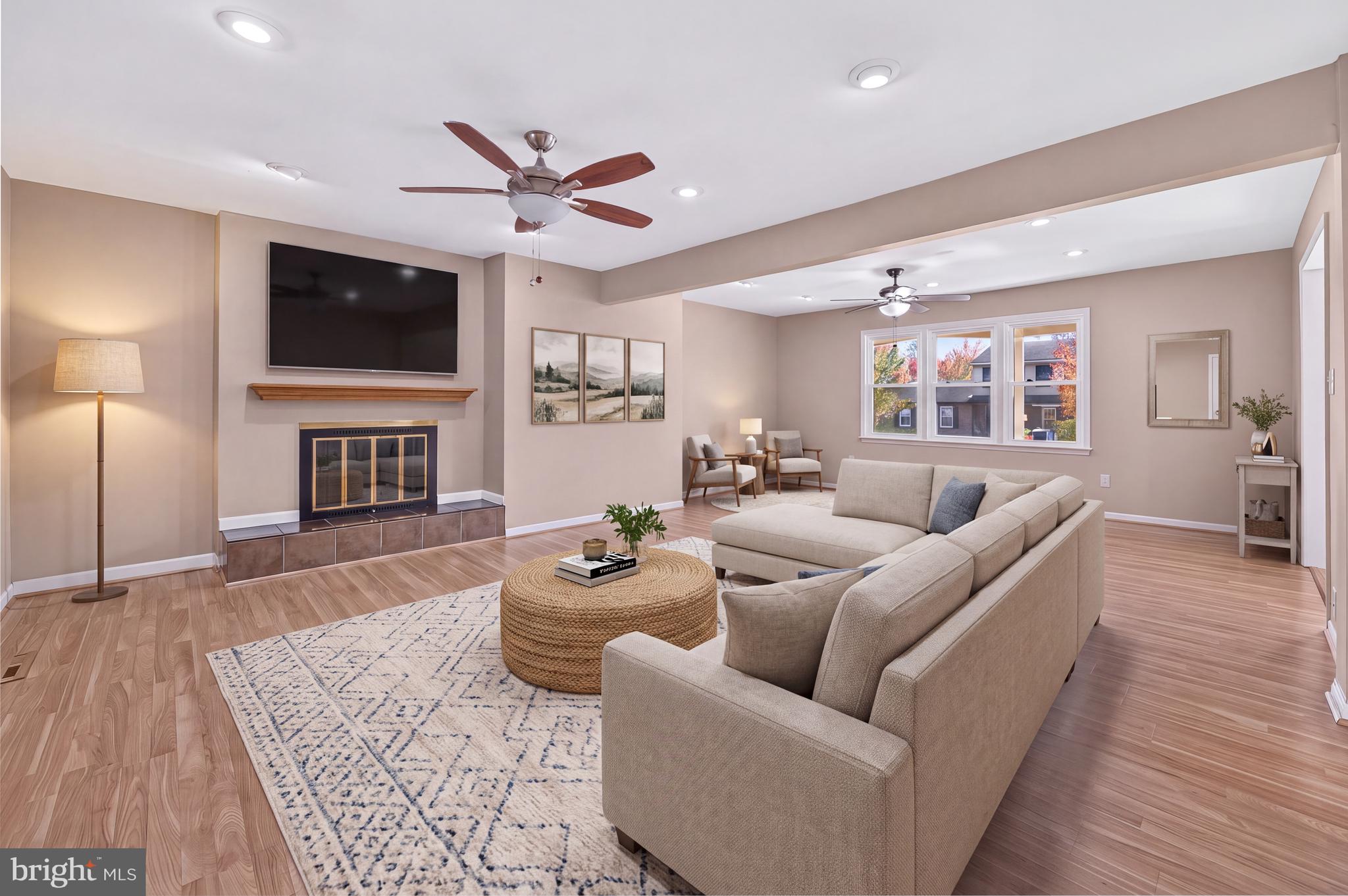 231 SENECA DR DRIVE