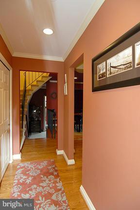 DEEPWOOD - Residential Lease