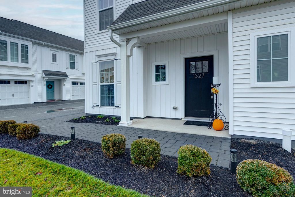 Photo of 1327 Carnegie Way, MECHANICSBURG, PA 17055 (MLS # PACB2048982)