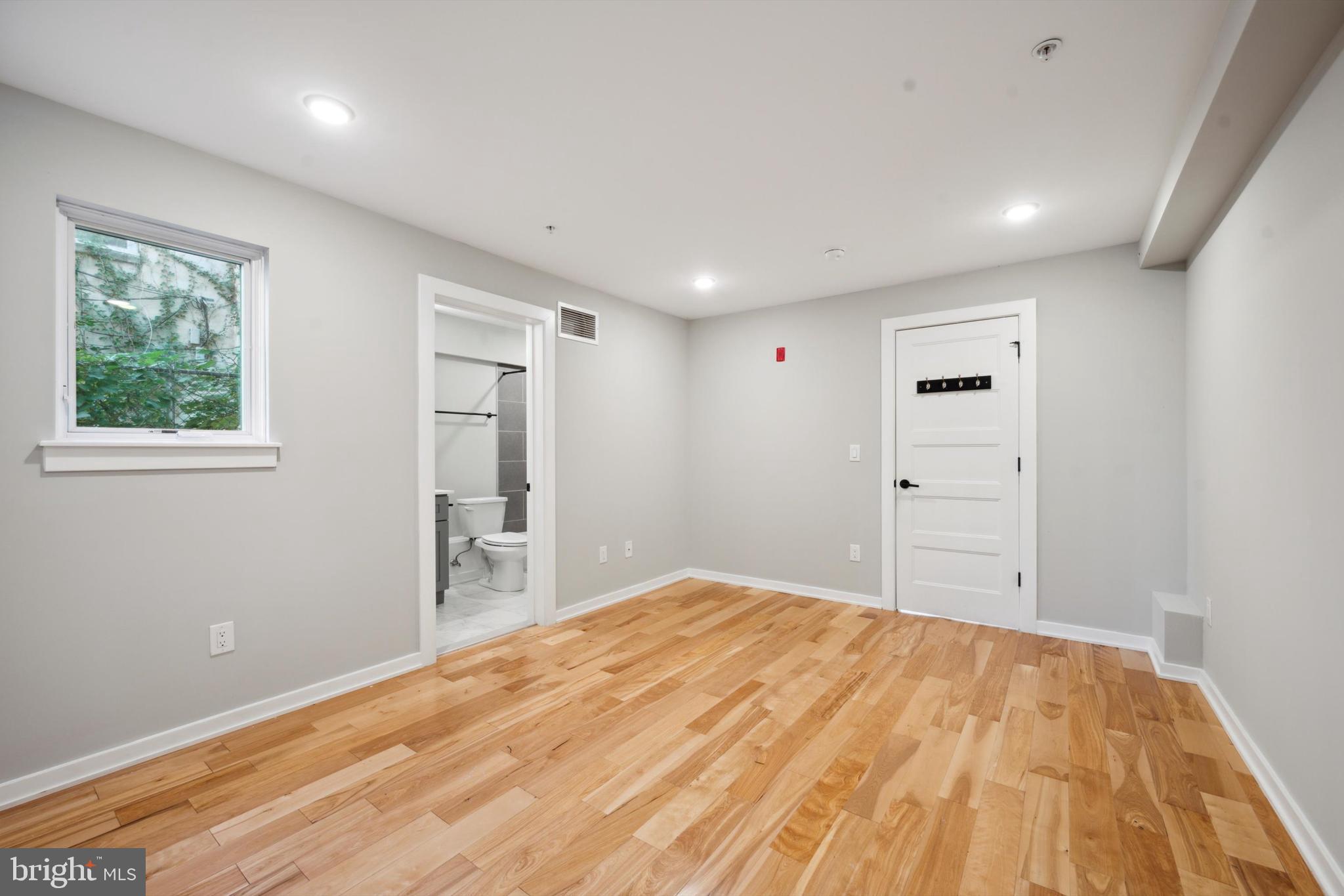 FRANCISVILLE - Commercial Sale