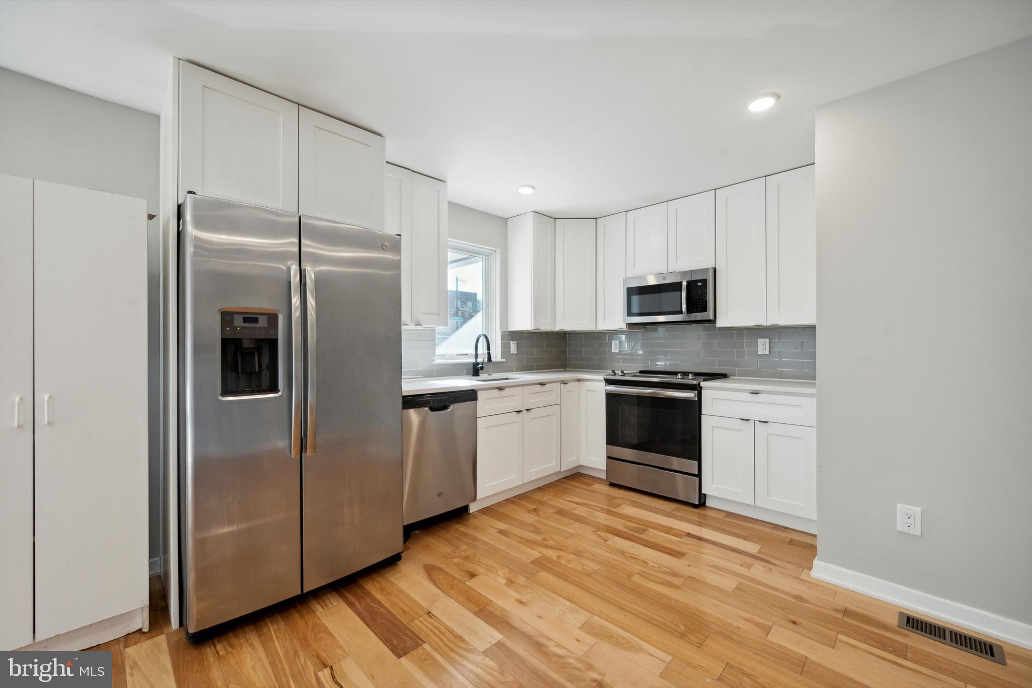 FRANCISVILLE - Commercial Sale