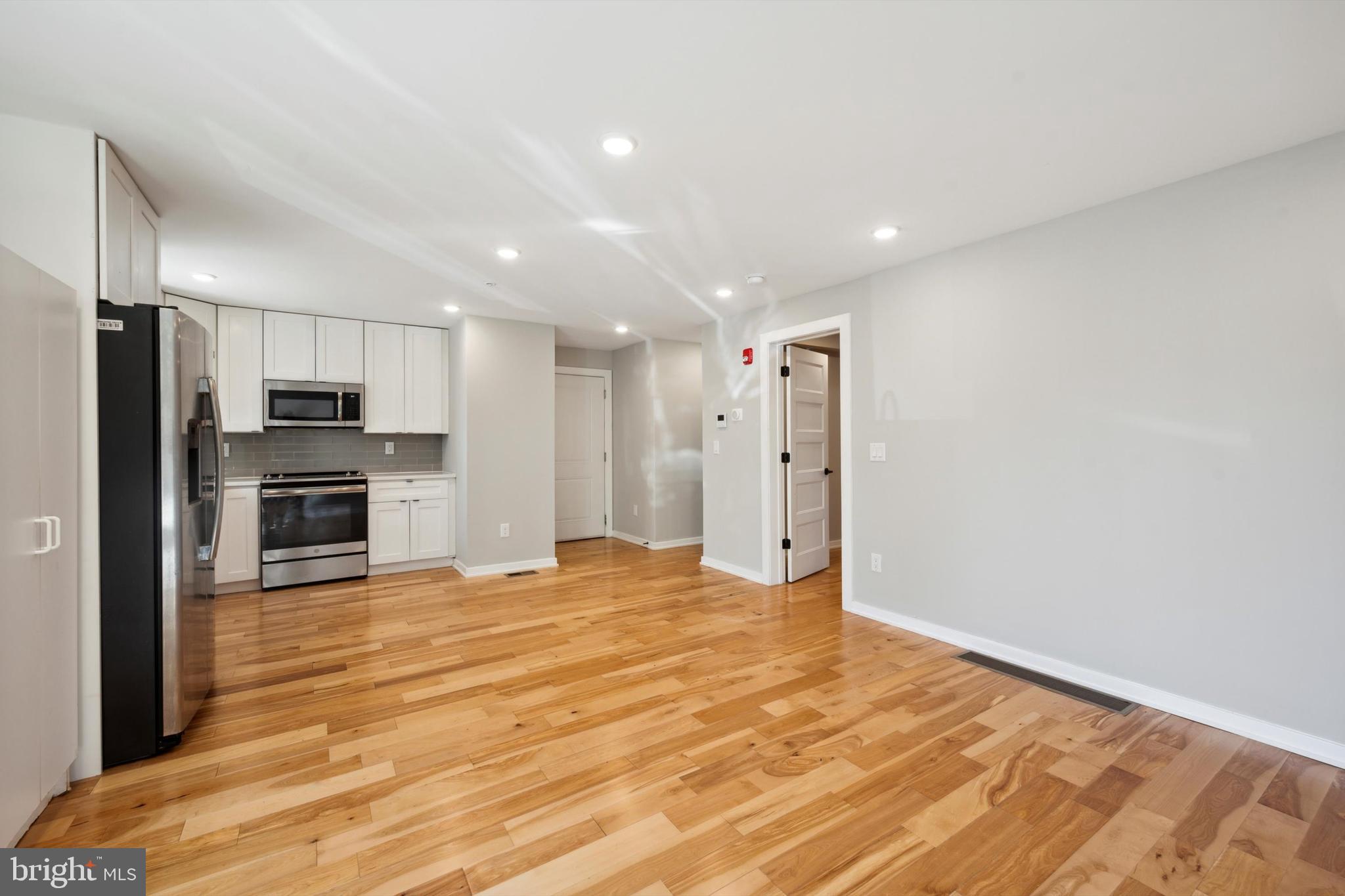 FRANCISVILLE - Commercial Sale