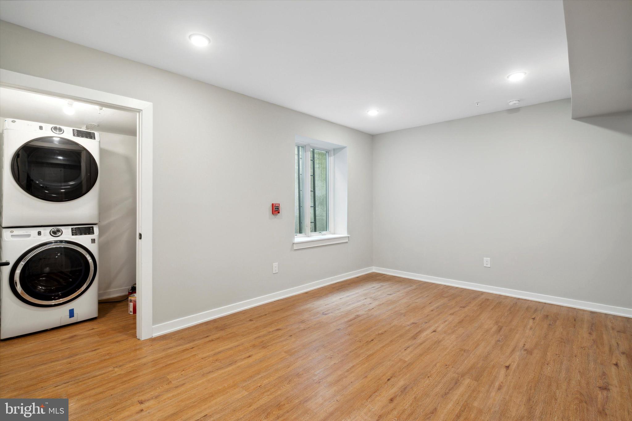 FRANCISVILLE - Commercial Sale