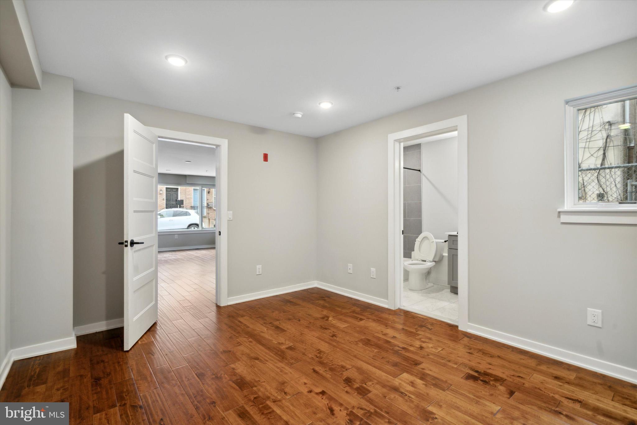 FRANCISVILLE - Commercial Sale