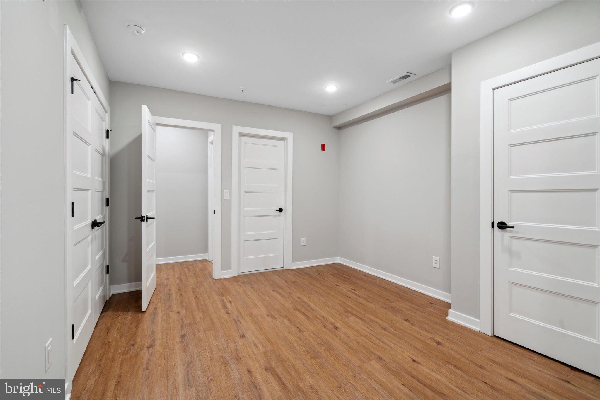 FRANCISVILLE - Commercial Sale