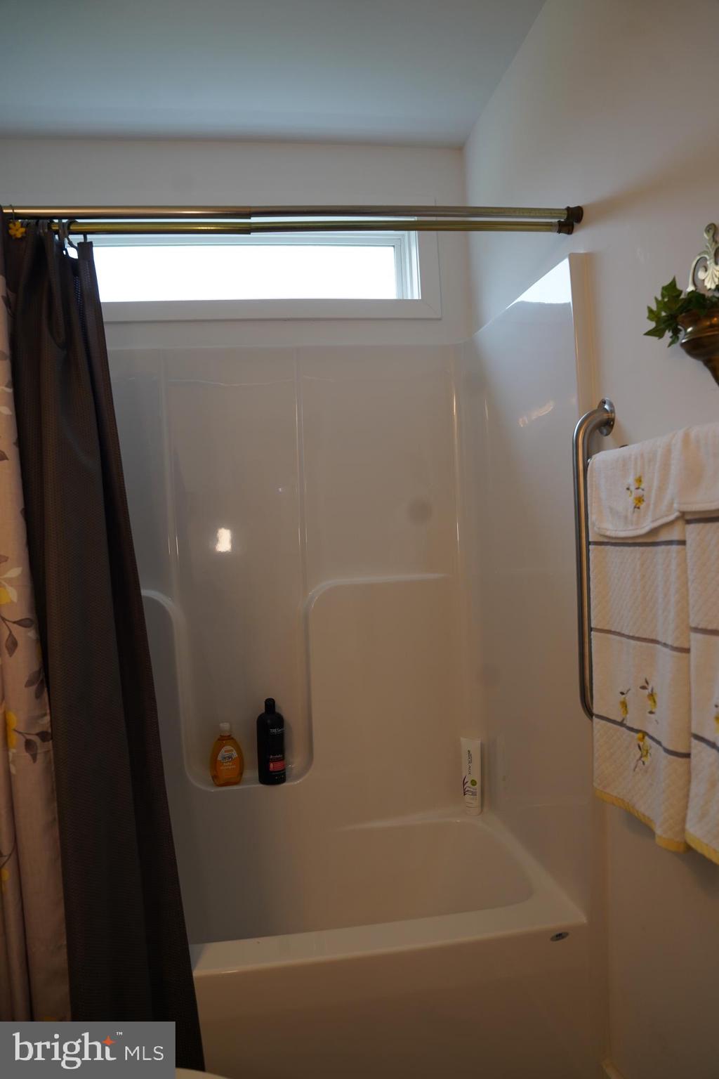 BRIDLE CREEK - Residential