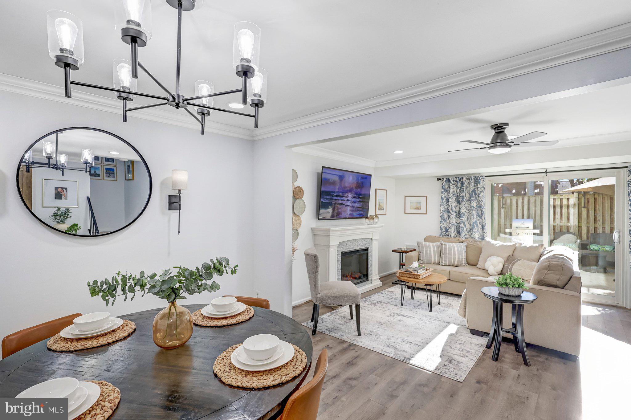 5625 INDEPENDENCE CIRCLE