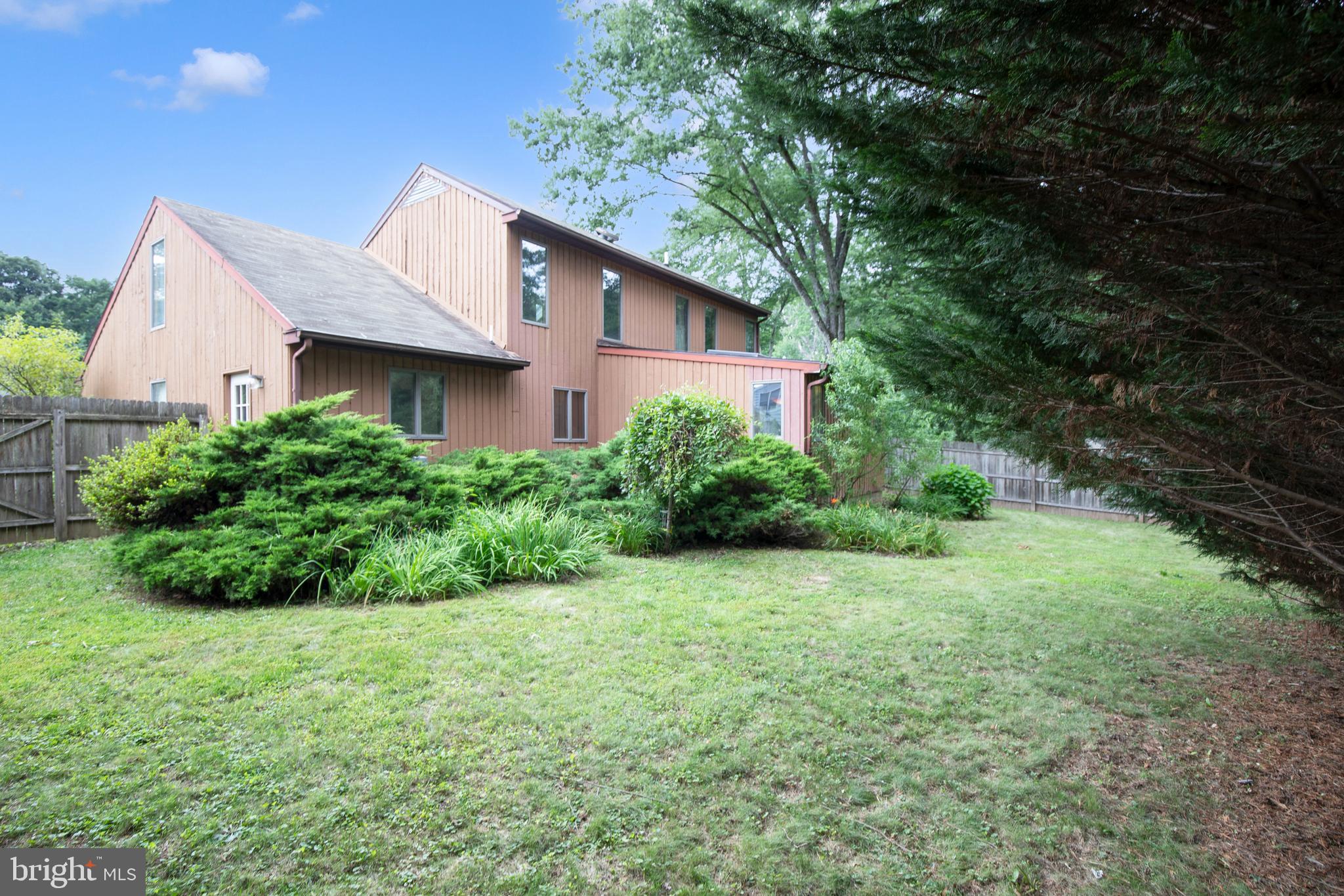 225 PUEBLO ROAD
