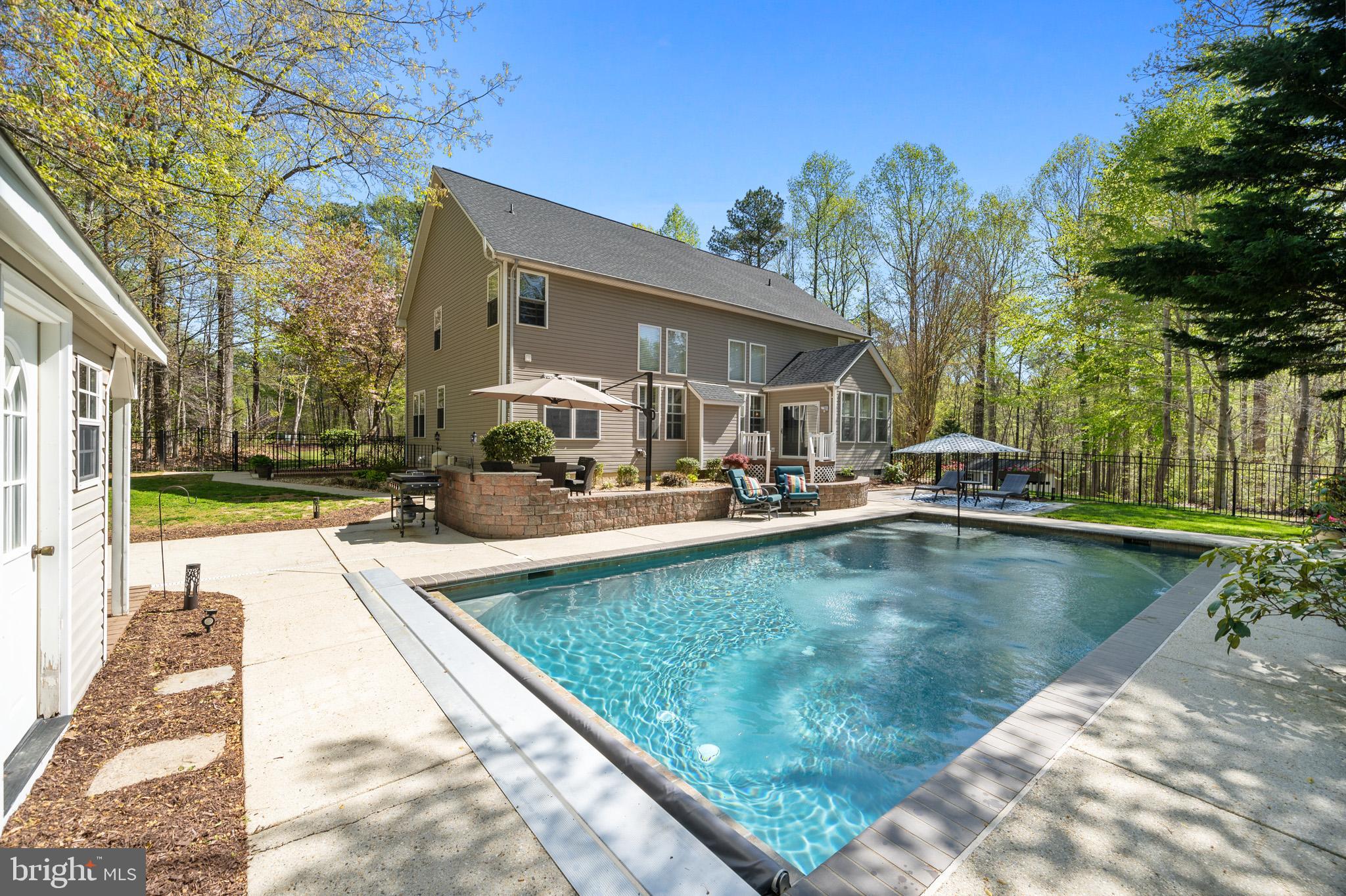 CASTLETON - Residential