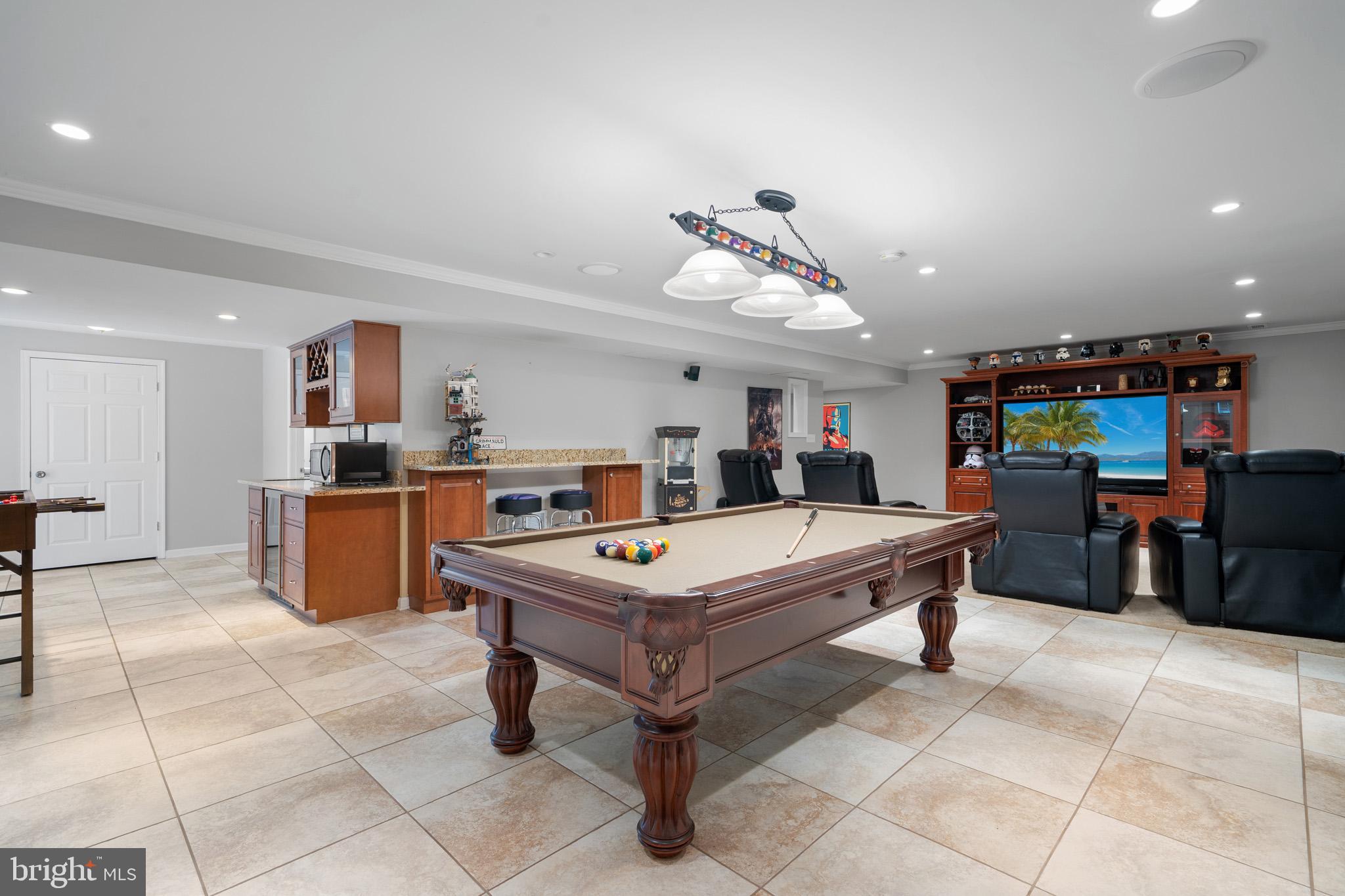 CASTLETON - Residential