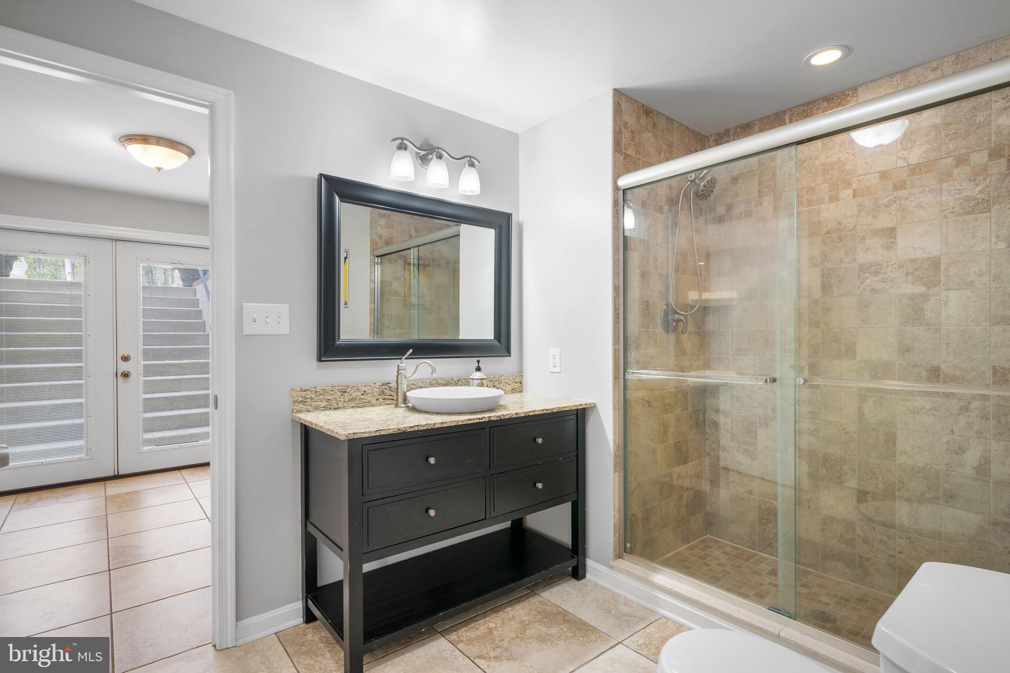 CASTLETON - Residential