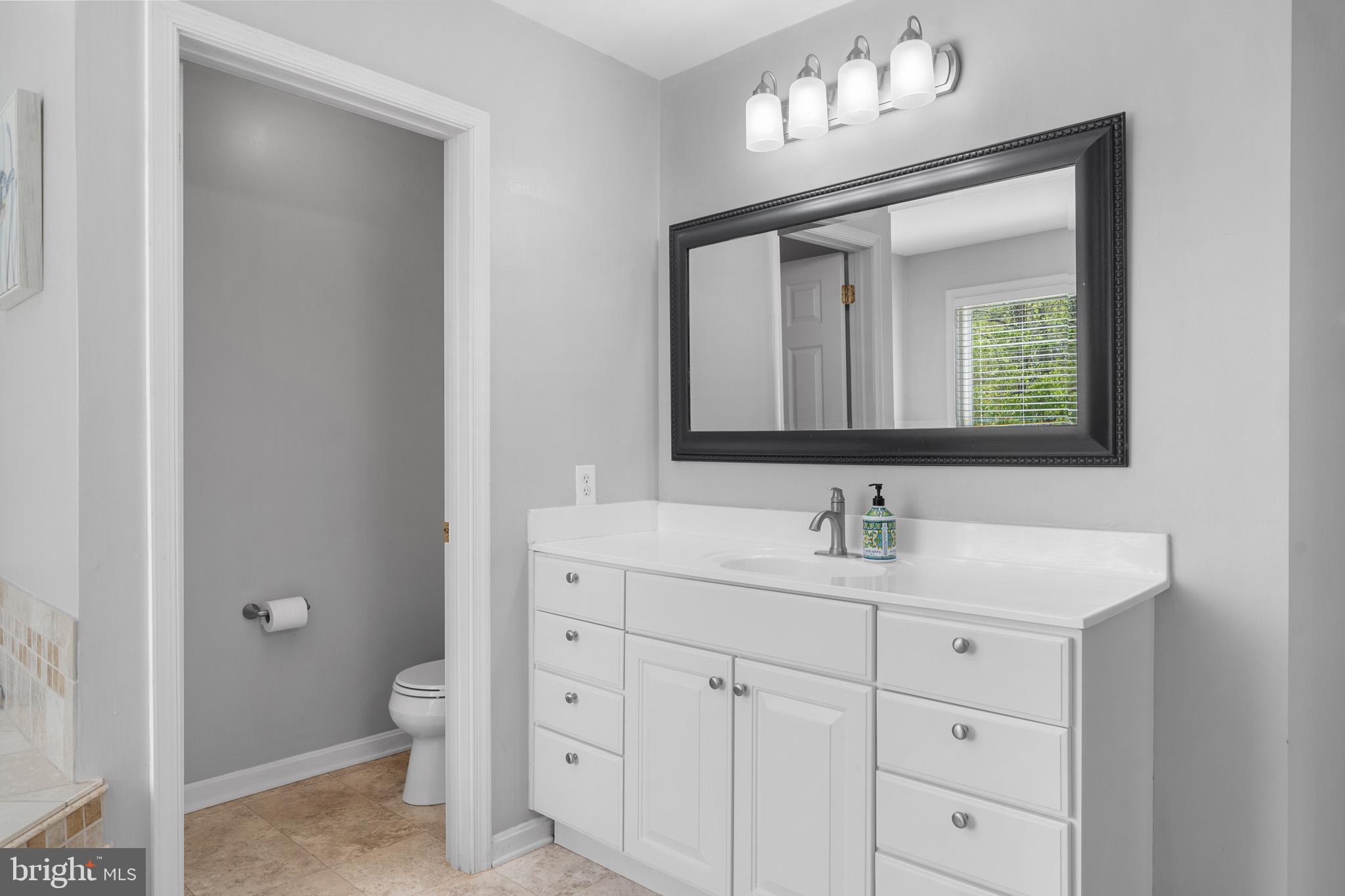 CASTLETON - Residential