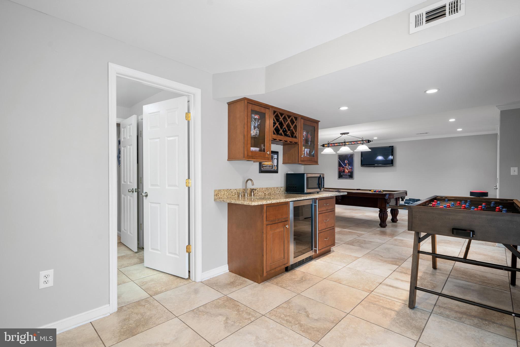 CASTLETON - Residential