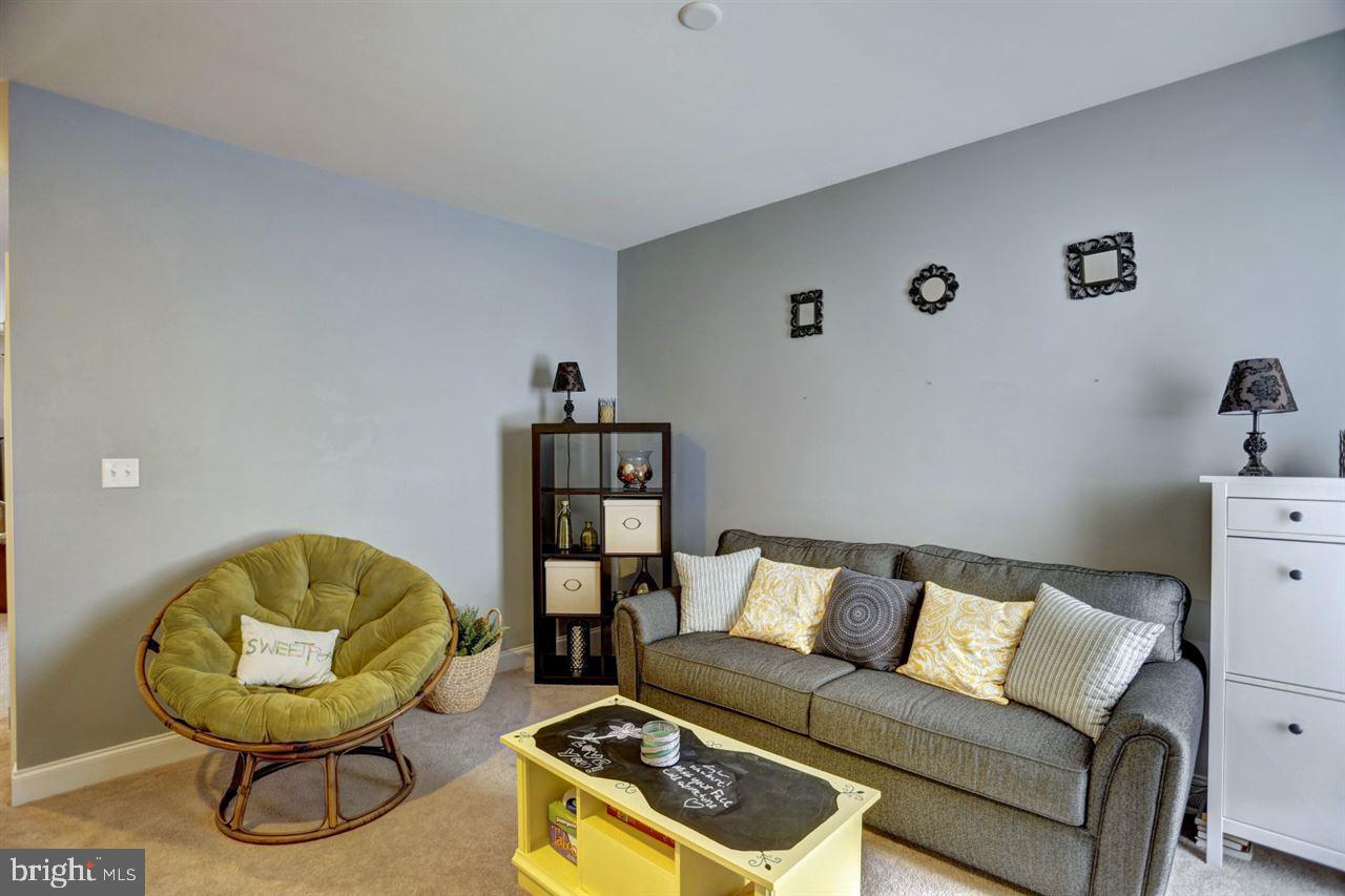 FLORIN HILL - Residential