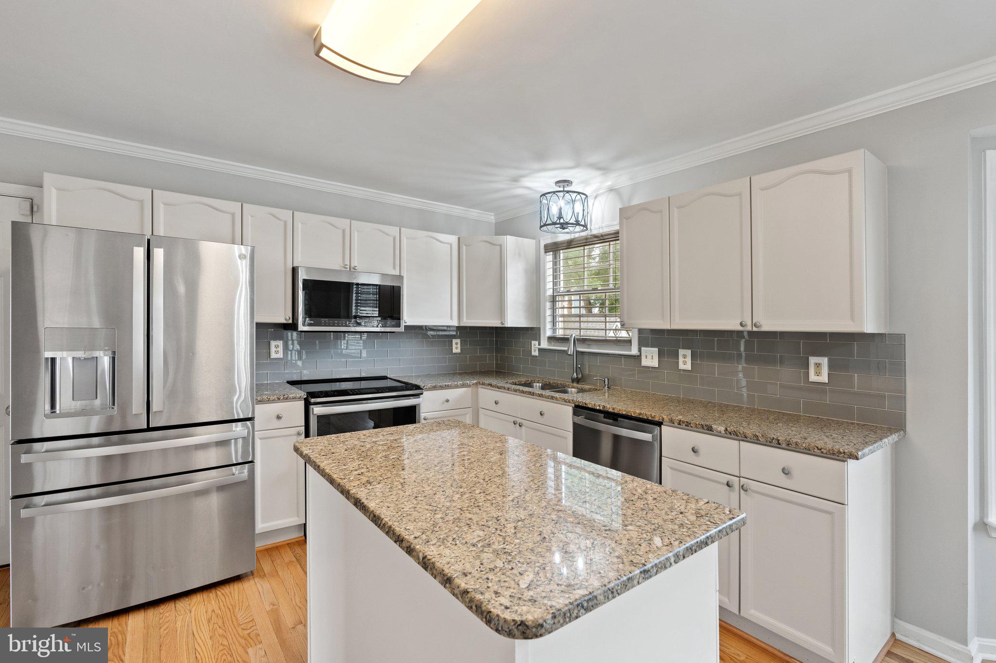 DEER MOUNTAIN ESTATES - Residential