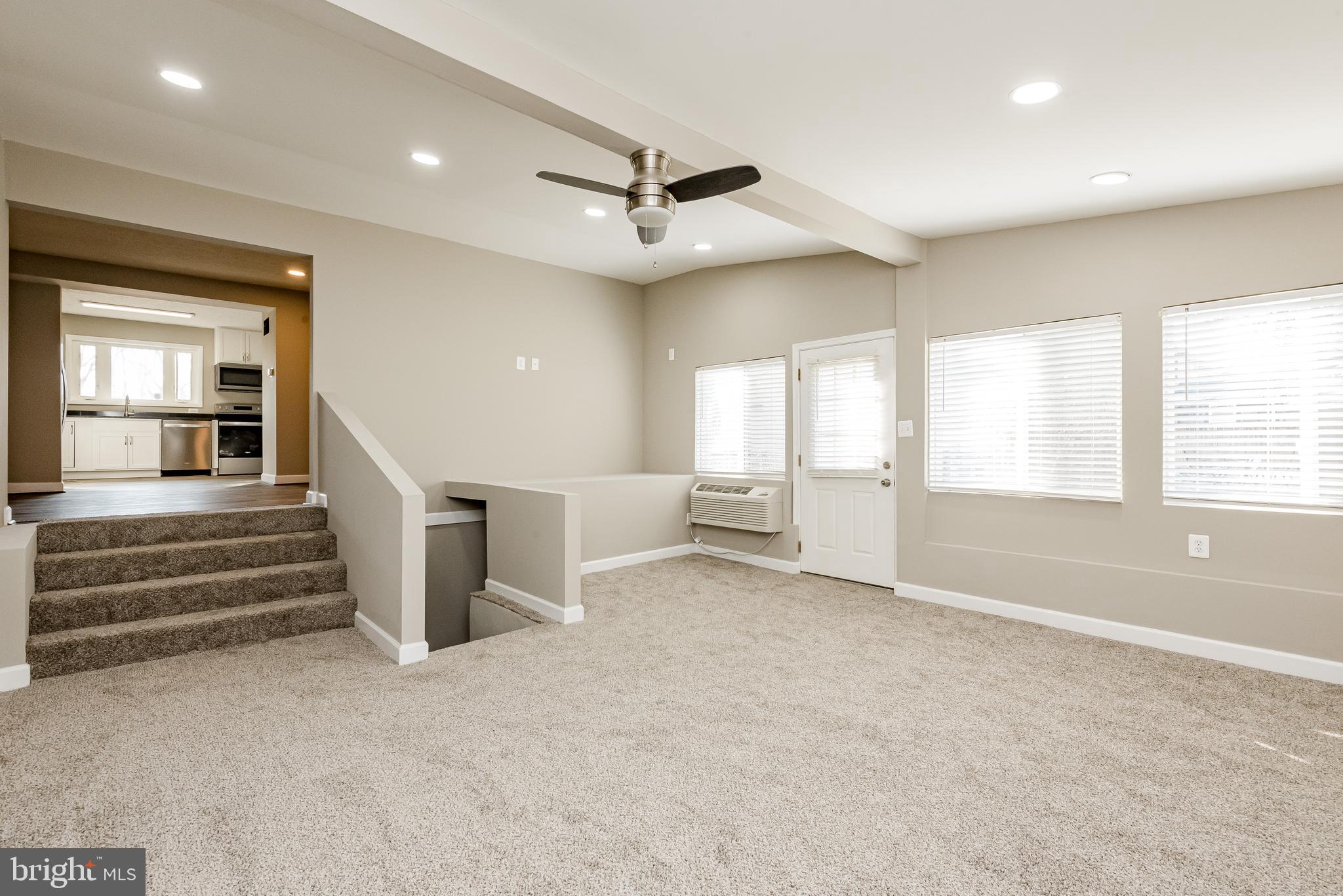 SCHOOL GARDENS - Residential