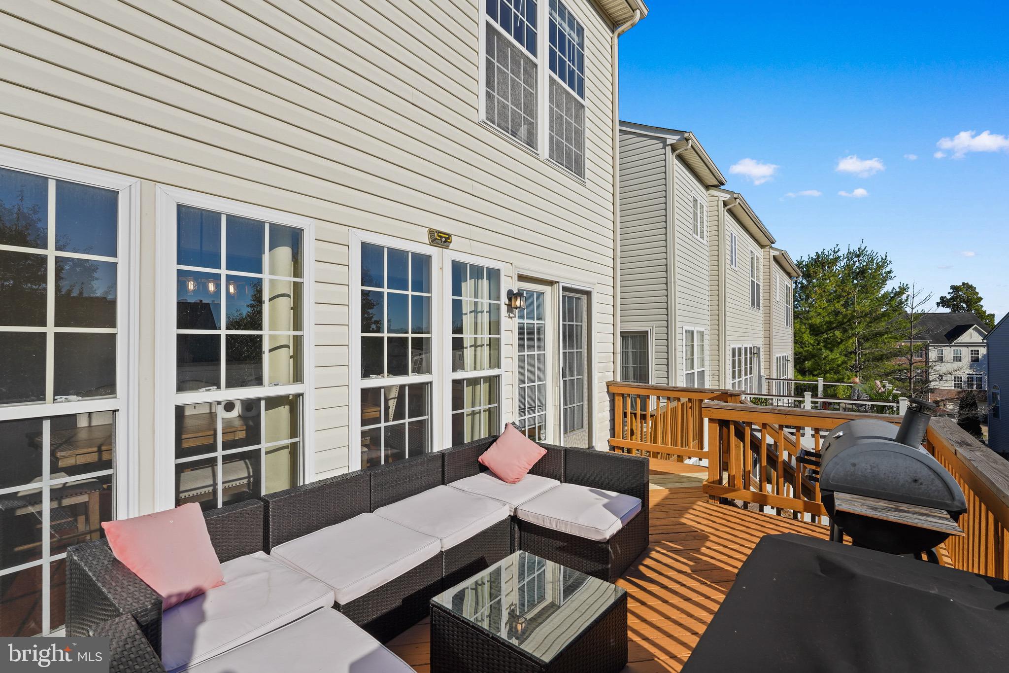 WOODSTREAM - Residential Lease