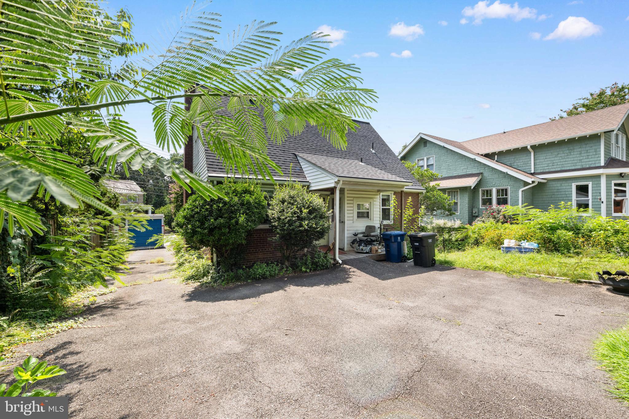 2401 RIDGE ROAD DRIVE