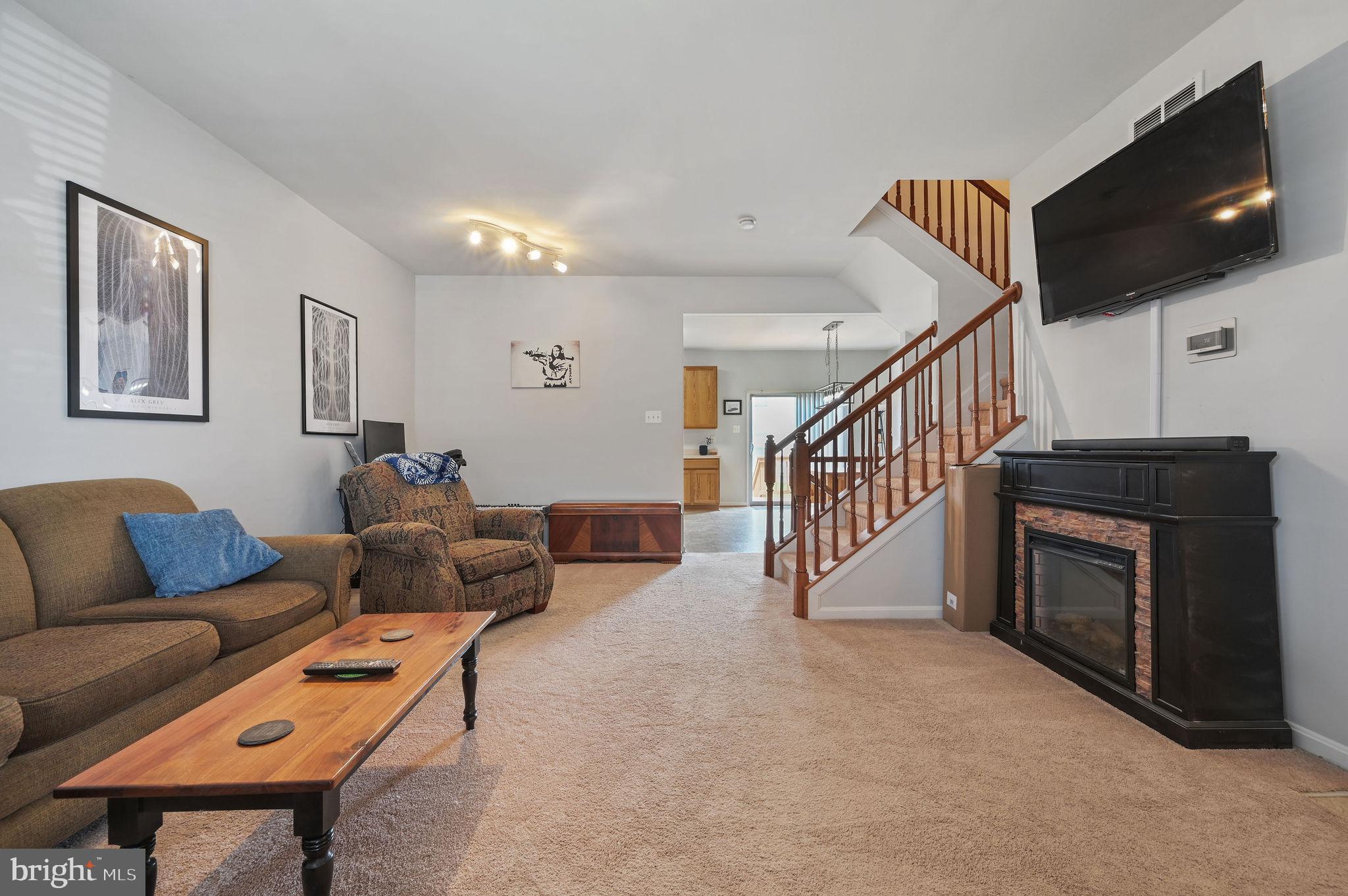720 BIRCH TREE LANE
