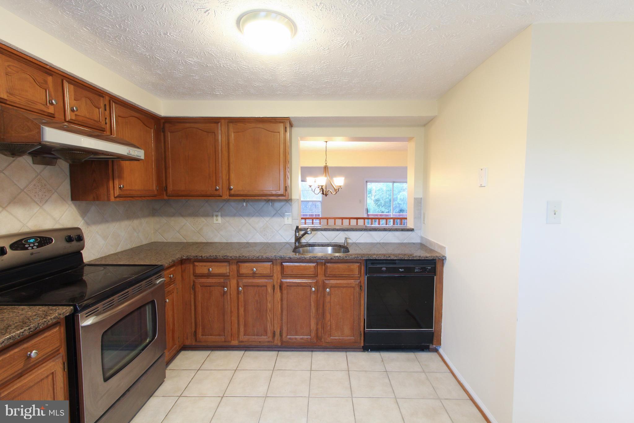 PARK SUMMIT CODM - Residential Lease