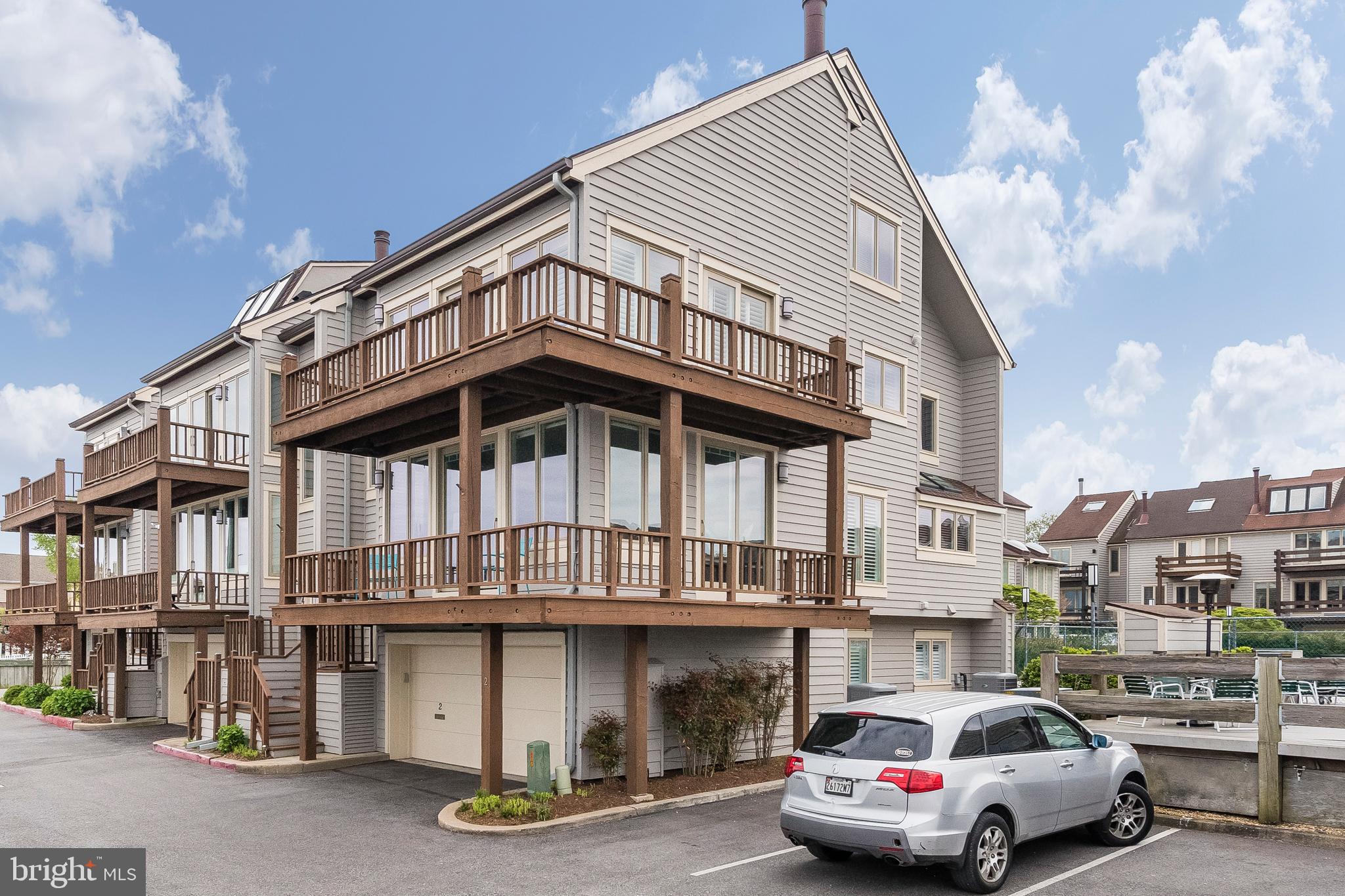 CHESAPEAKE LANDING - Residential