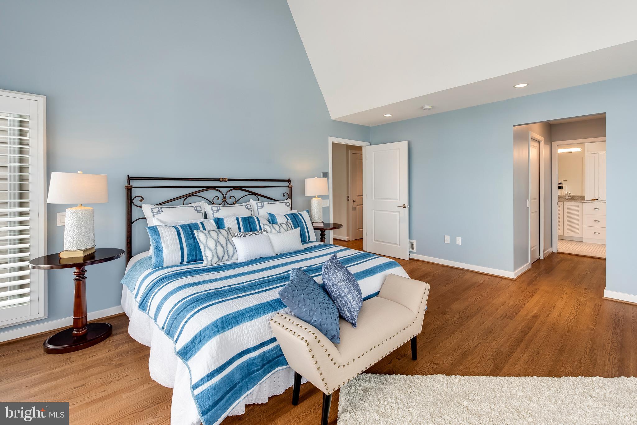 CHESAPEAKE LANDING - Residential