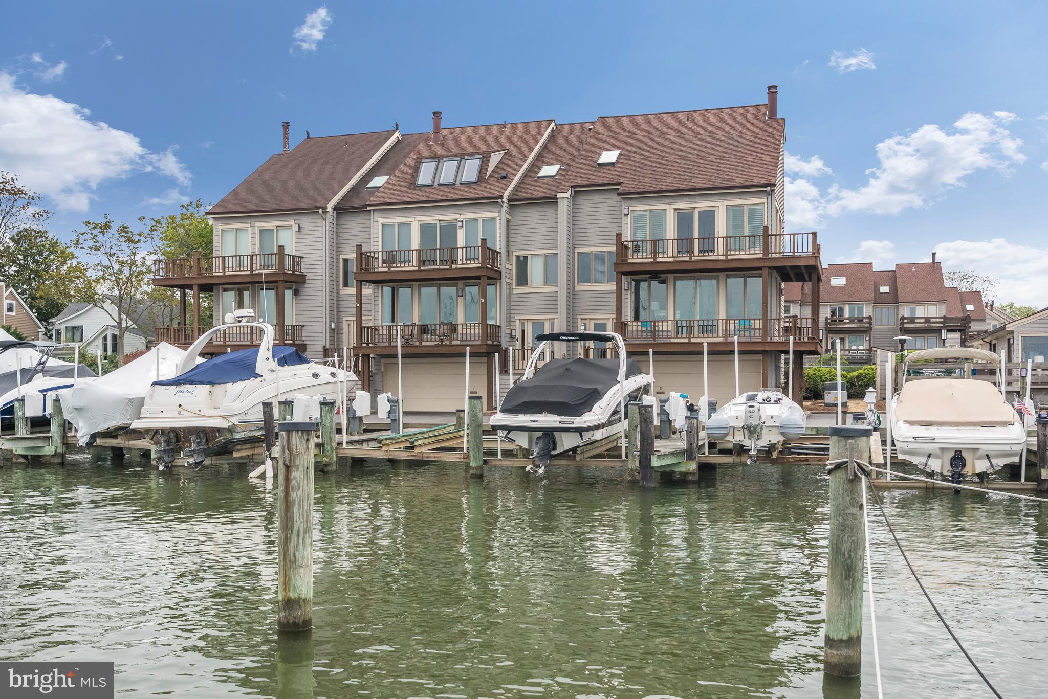 CHESAPEAKE LANDING - Residential