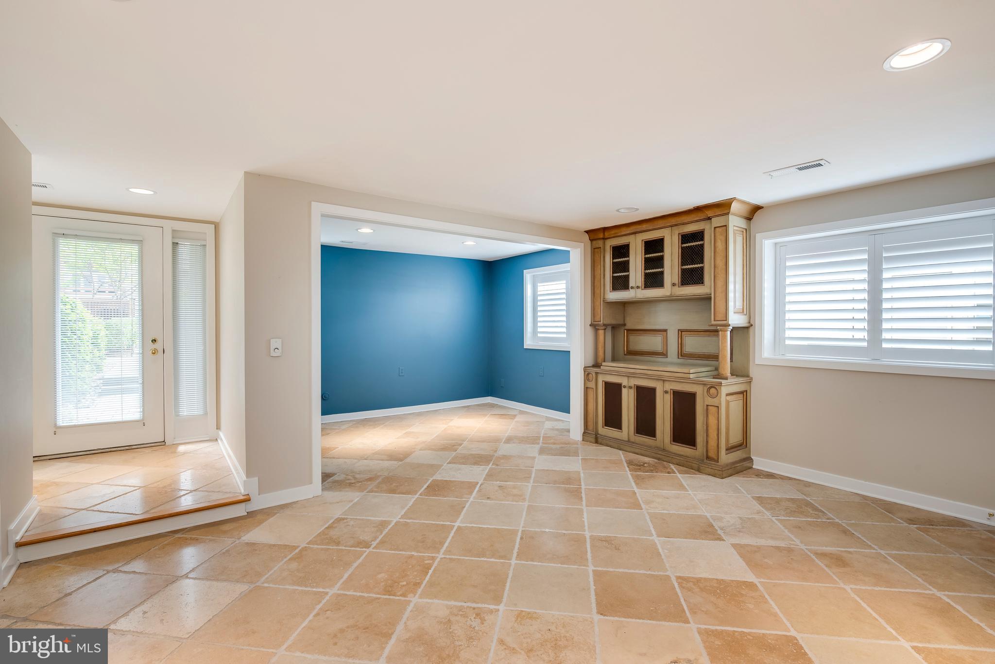 CHESAPEAKE LANDING - Residential