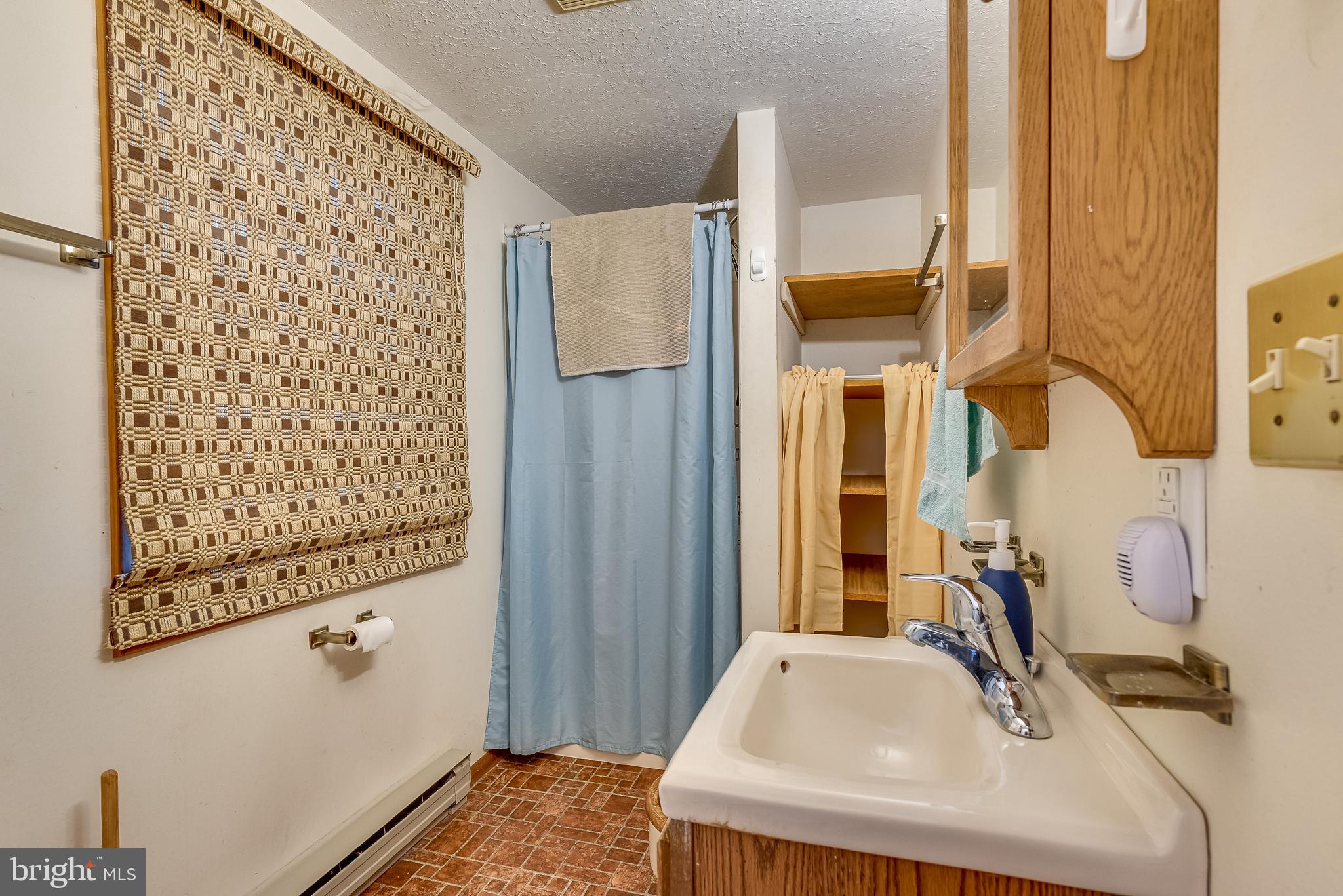 MONTEVALLO HILLS - Residential