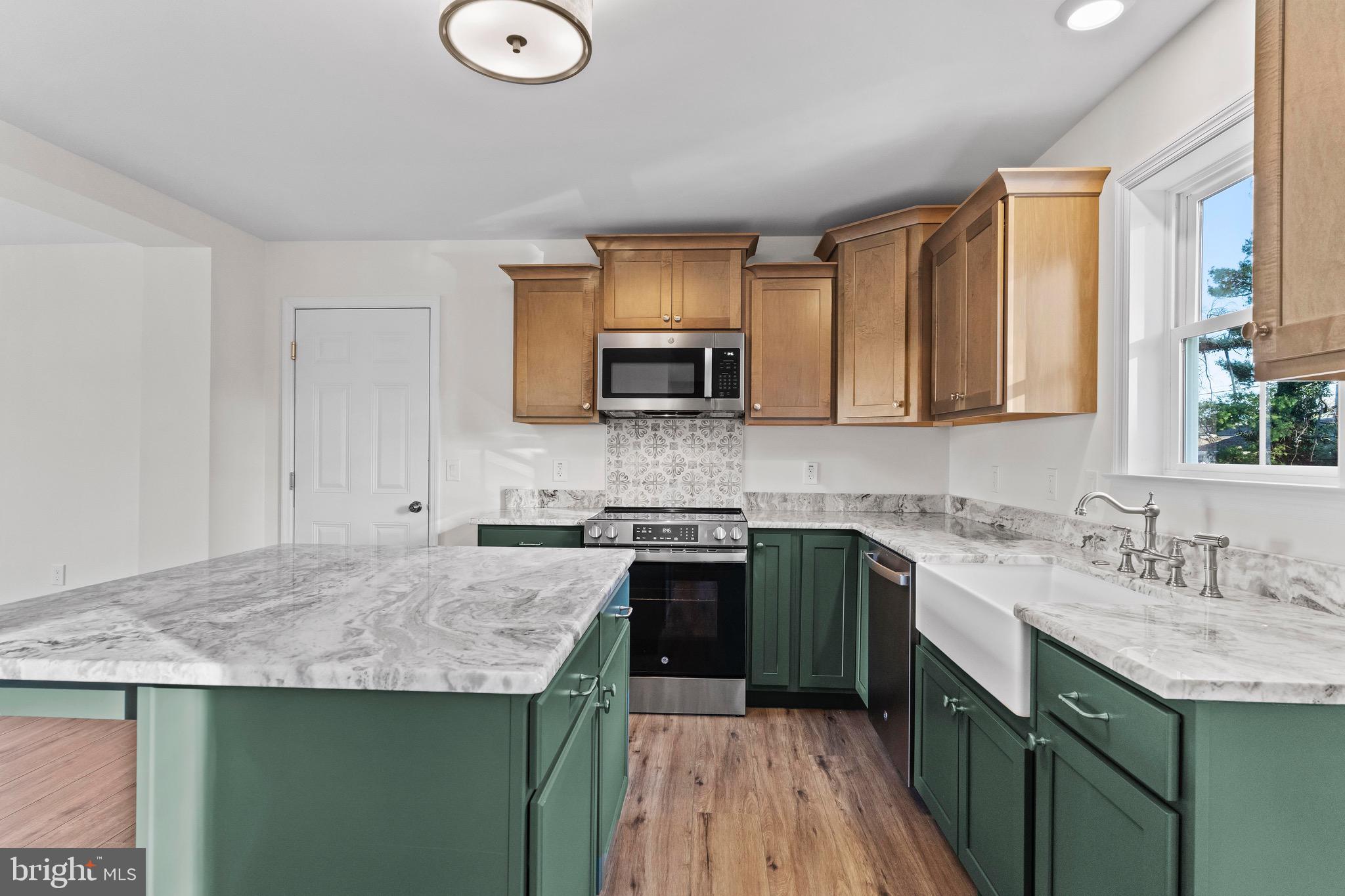 OAKWOOD PARK - Residential