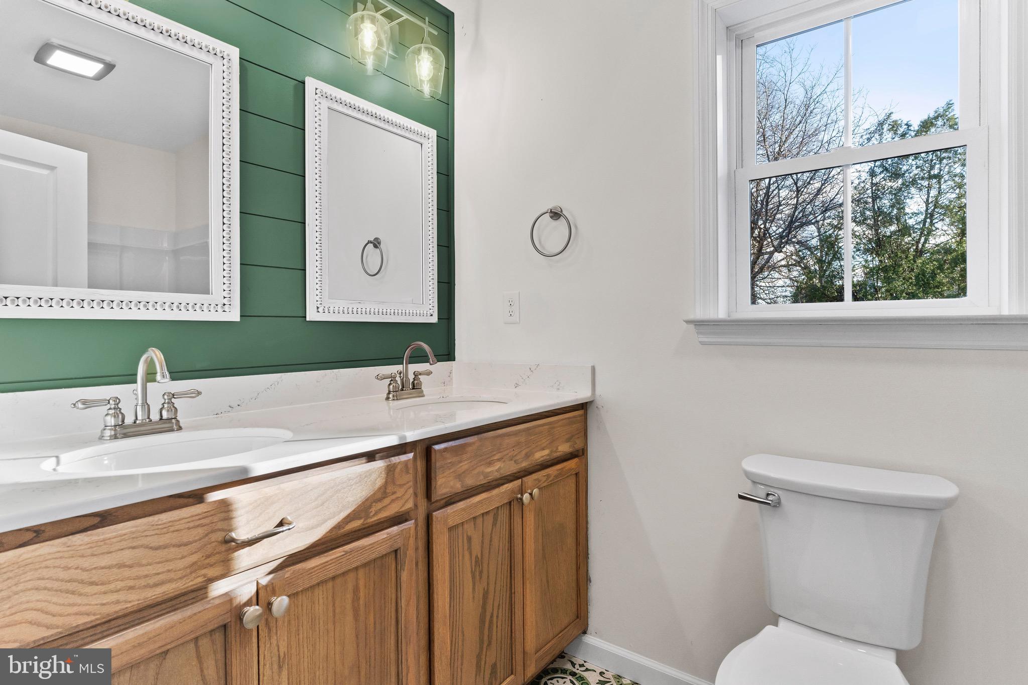 OAKWOOD PARK - Residential