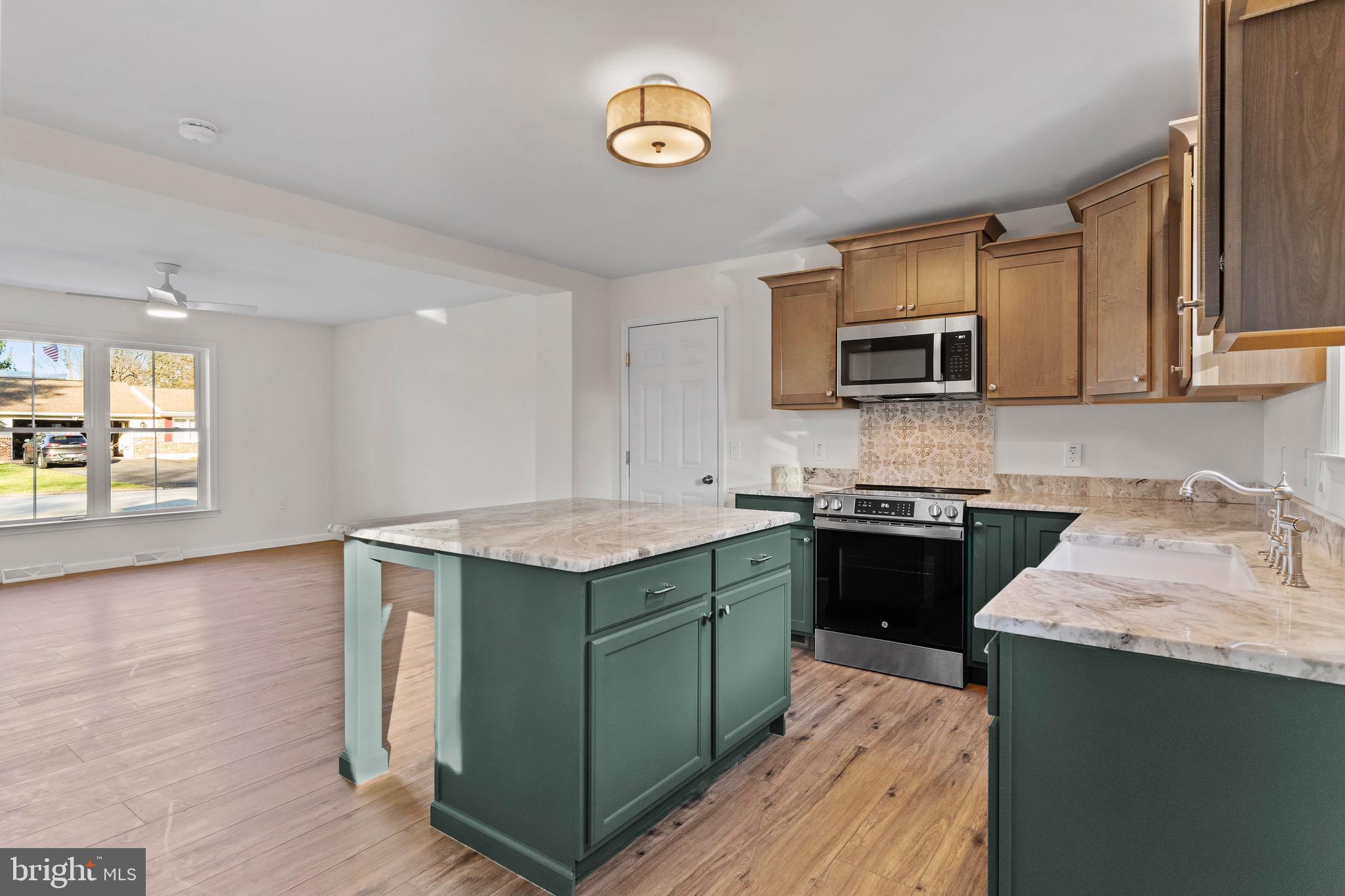 OAKWOOD PARK - Residential