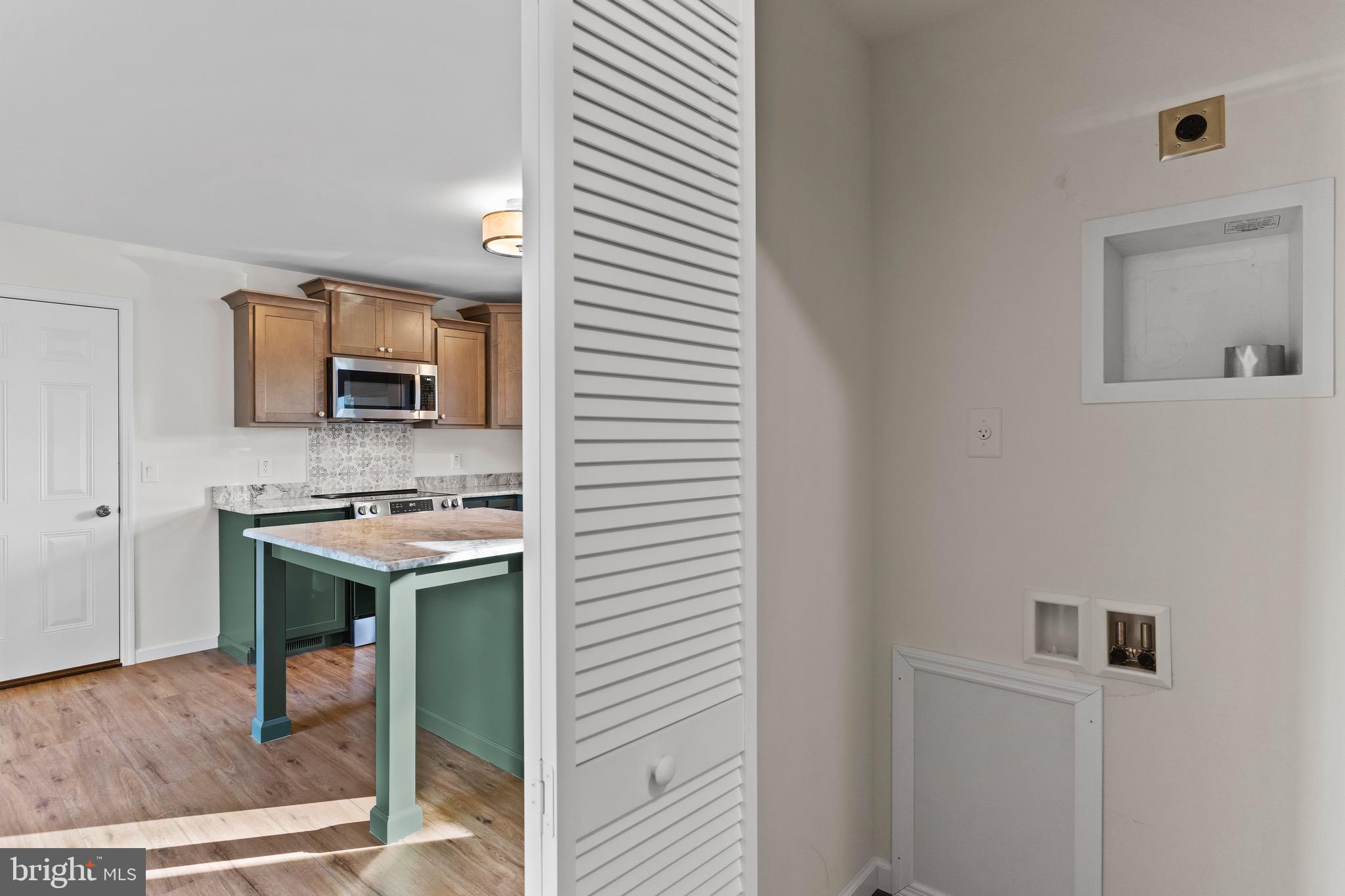 OAKWOOD PARK - Residential