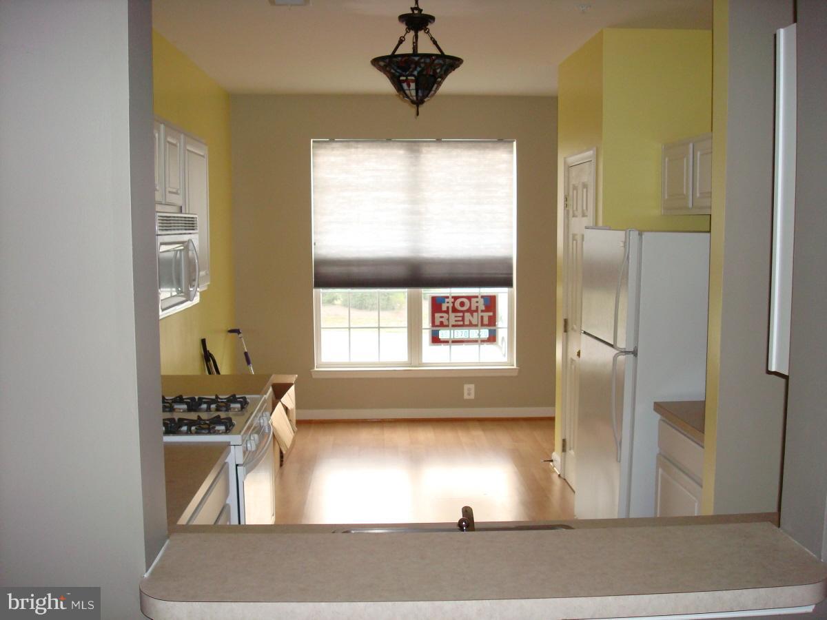 WOODLAND WALK - Residential Lease