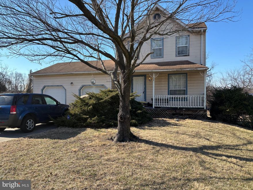 Welcome to 404 Thornhill Court, an estate sale of a single-family residence in the serene Harbor Valley Estates neighborhood of Brooklyn, Maryland. Built in 1988, this home offers a comfortable living space of 1,364 square feet on a generous 7,374 square foot lot. Harbor Valley Estates is a sought-after community known for its tranquility and accessibility. Residents enjoy proximity to local amenities, schools, and major transportation routes, making it an ideal location for families and professionals alike. Property is being sold "AS IS".