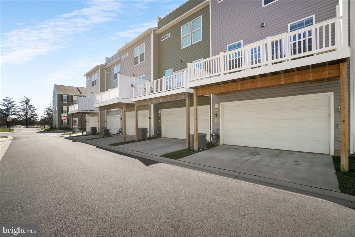 SPRING BANK - Residential Lease