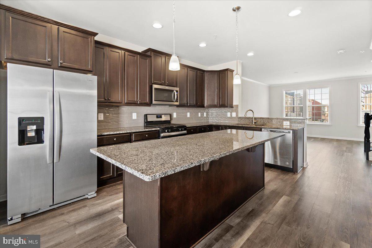 SPRING BANK - Residential Lease