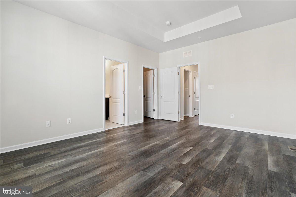 SPRING BANK - Residential Lease