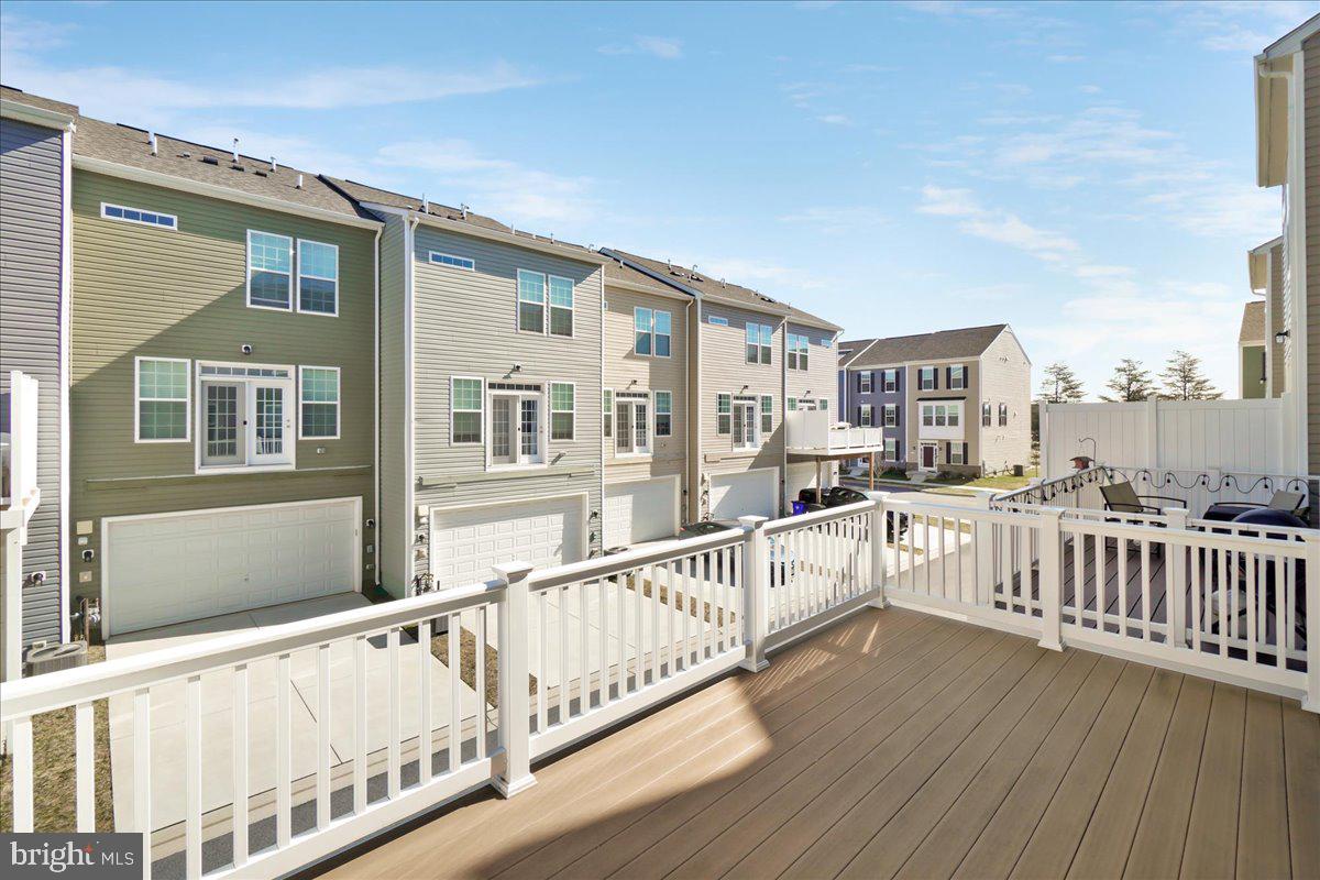 SPRING BANK - Residential Lease