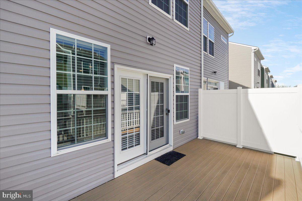 SPRING BANK - Residential Lease