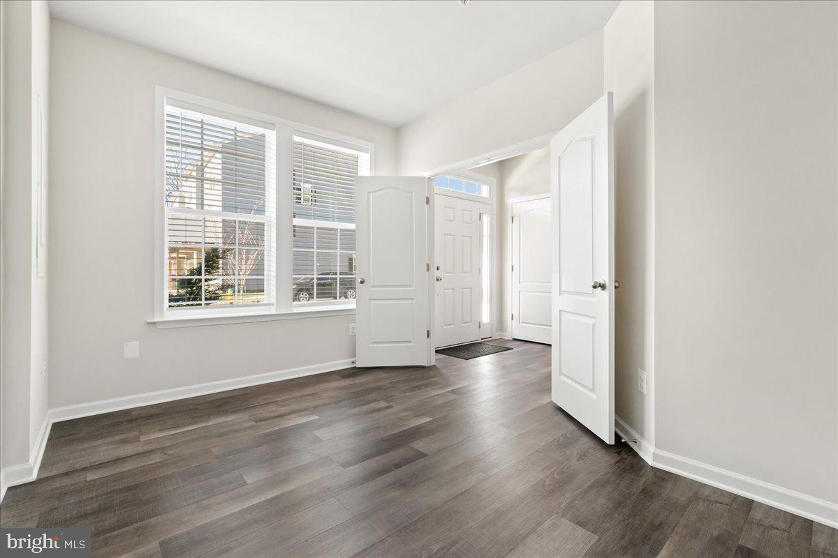 SPRING BANK - Residential Lease