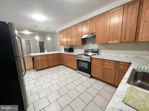 Townhouse For Rent - 3312 Haverford Avenue<br/> PHILADELPHIA, PA 19104