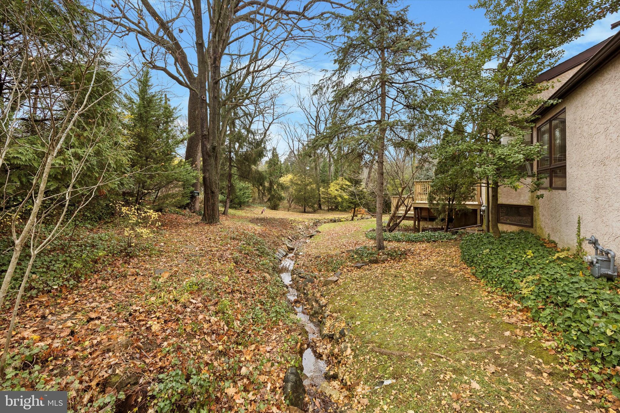 SCHOOL SIDE MANOR - Residential