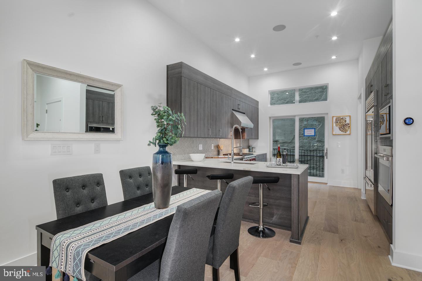 OLD CITY - Residential Lease