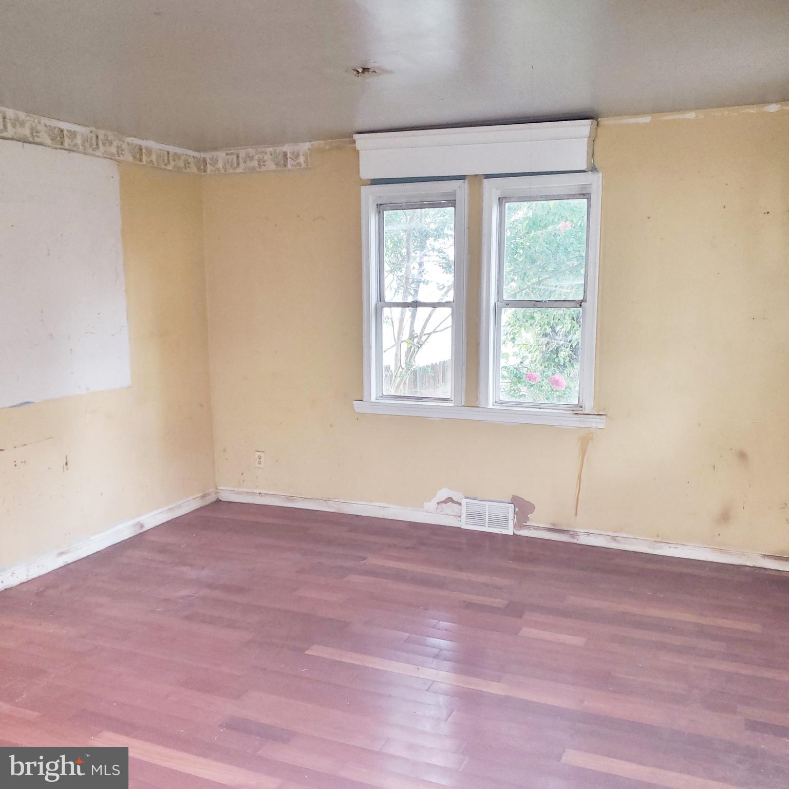 PARKVILLE - Residential