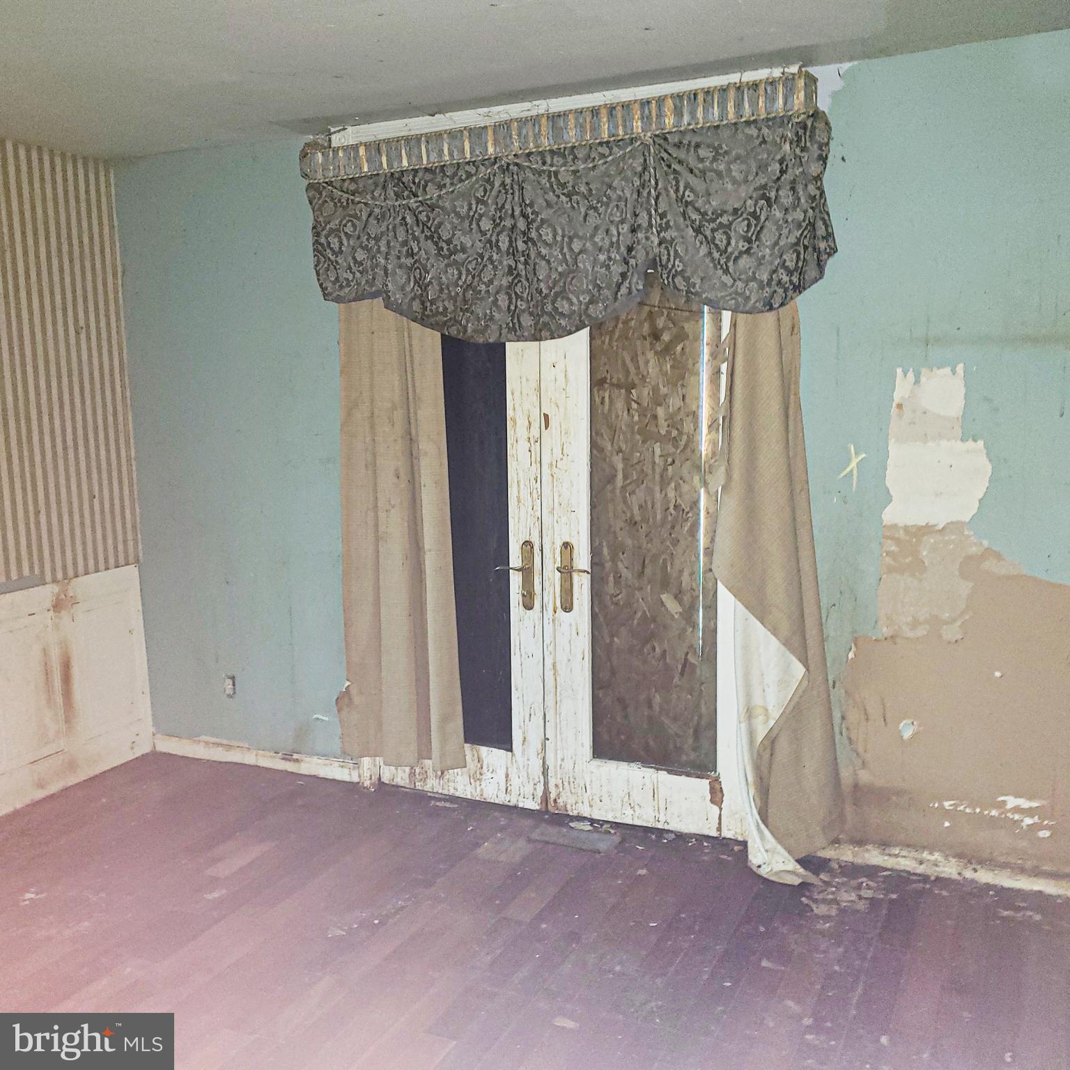 PARKVILLE - Residential