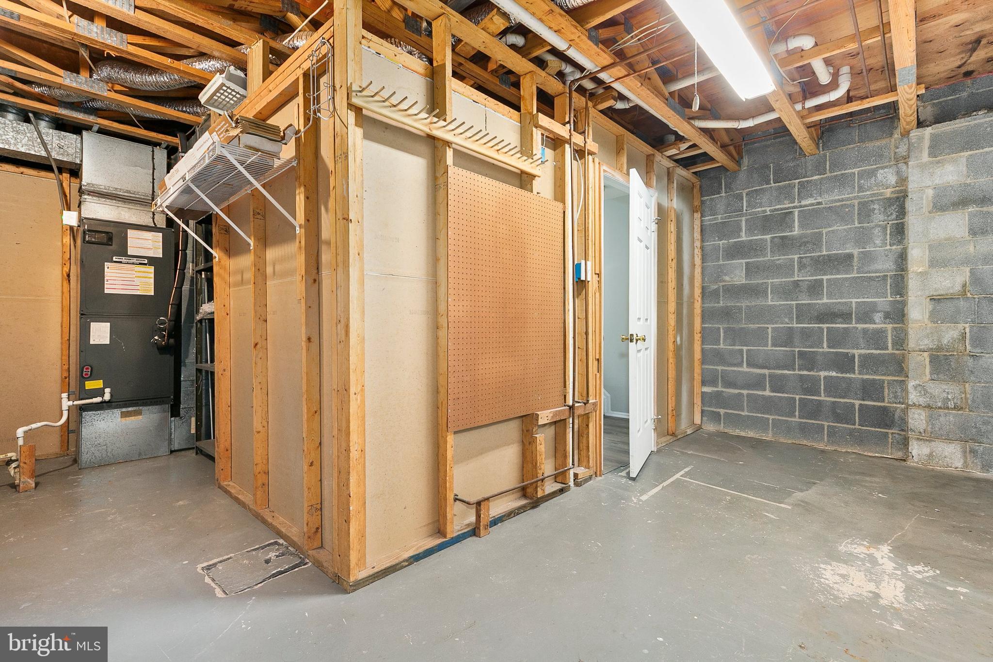 DORSEY HALL - Residential